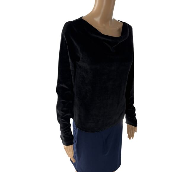 Peruvian Connection Black Victoria Velour Drape Neck Top - Picture 6 of 11